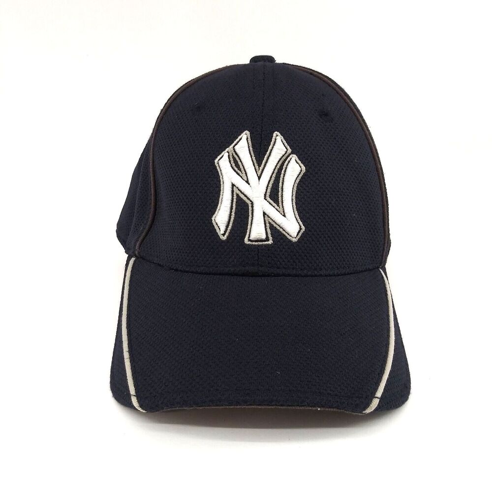 New York Yankees Hat Adult Players Size Small Blue New Era Baseball Cap
